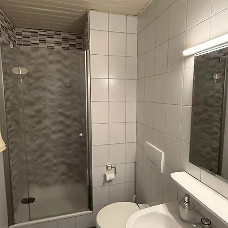 Gaestehaus Schnatterloch Guest house Zell am Main